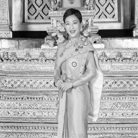 ไทยรัฐร่วมพสกนิกรไทย อาลัยพระองค์ภา